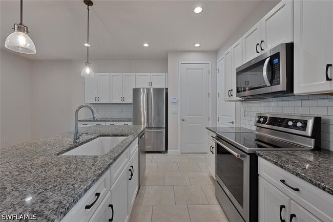 Photo - 13010 Pembroke Dr