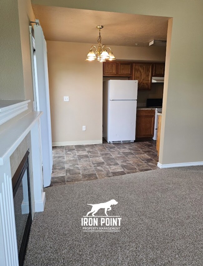 Photo - ELD4013 Unit #104