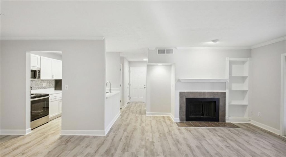 Photo - 100 Pinhurst Dr