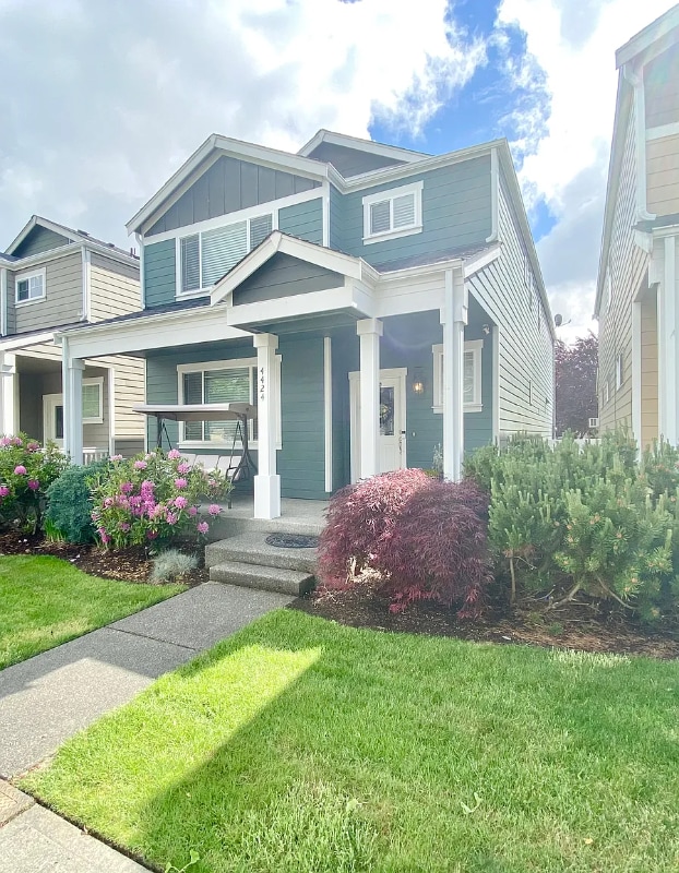 Photo - 4424 Edgewater Blvd NE