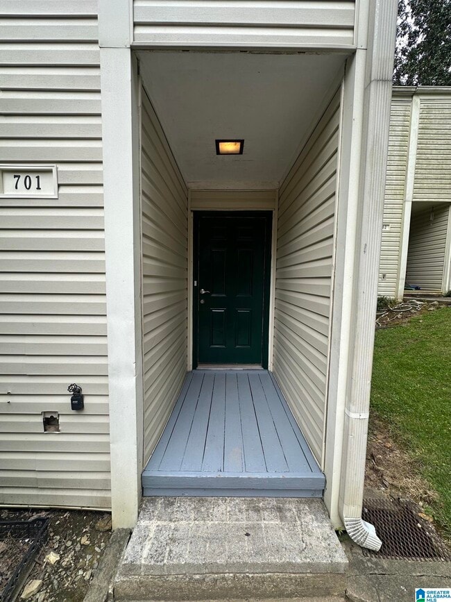Building Photo - 701 Running Brook Rd Unit 701