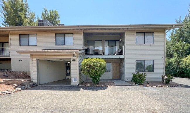 TRI-PLEX- COTTONWOOD - VERDE VILLAGE UNITS - TRI-PLEX- COTTONWOOD - VERDE VILLAGE UNITS Condo