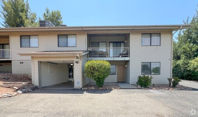 Building Photo - TRI-PLEX- COTTONWOOD - VERDE VILLAGE UNITS Rental