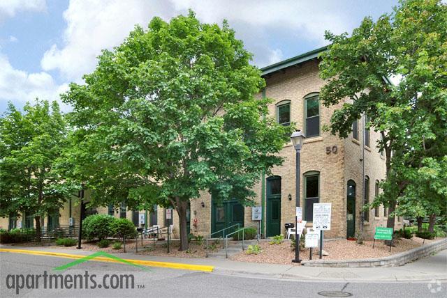 Riverwalk Townhomes & Flats - FreightYard Townhomes and Flats