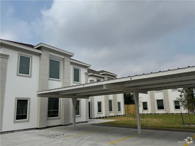 Building Photo - 1312 W Sucre Dr Unit 4 Rental