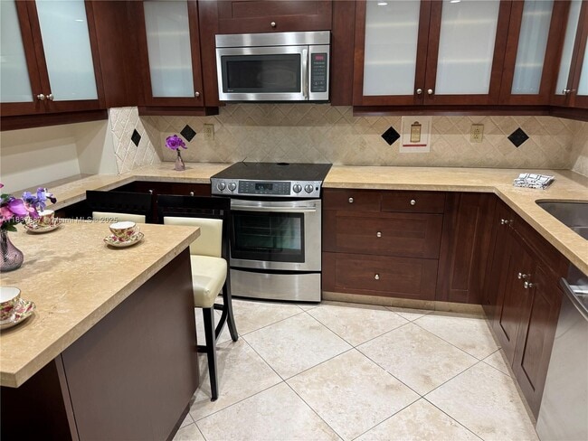 Photo - 9801 Collins Ave Unit 14T