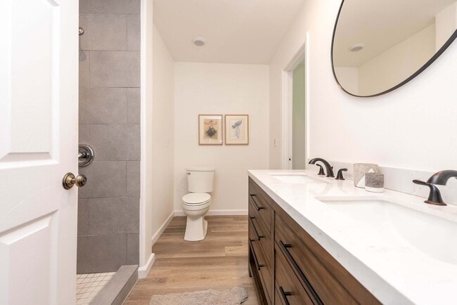 Photo - 1605 S Pine St