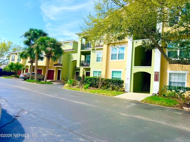 Building Photo - 1050 Bella Vista Blvd Unit 10-302