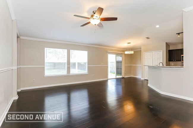 Photo - 876 Bonaparte Landing Ct
