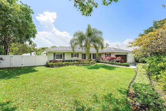 Photo - 20 NW 11th St