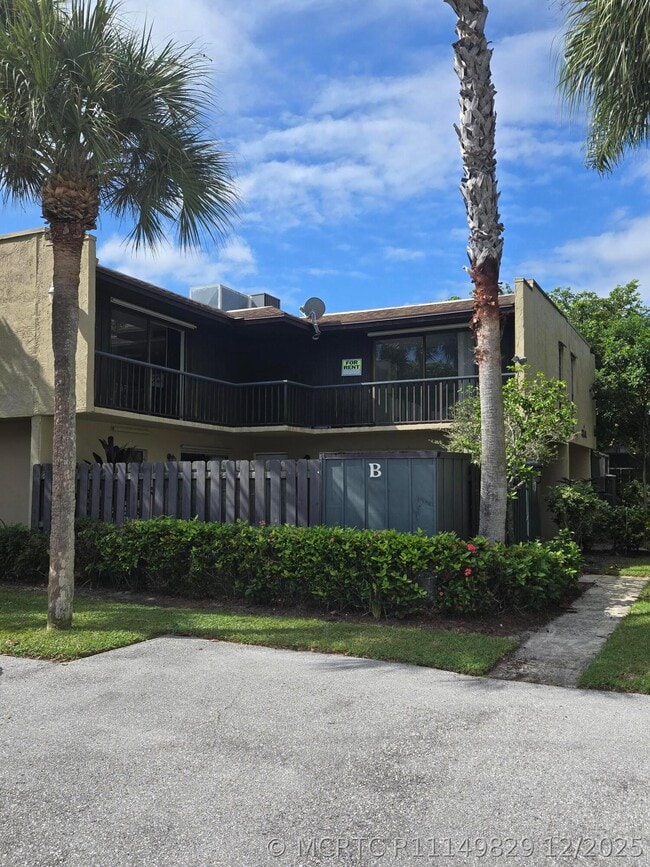 4844 Alder Dr