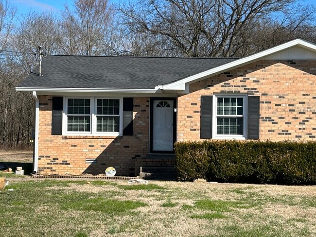 810 Lillard side - 810 Lillard Rd Unit Lillard 810