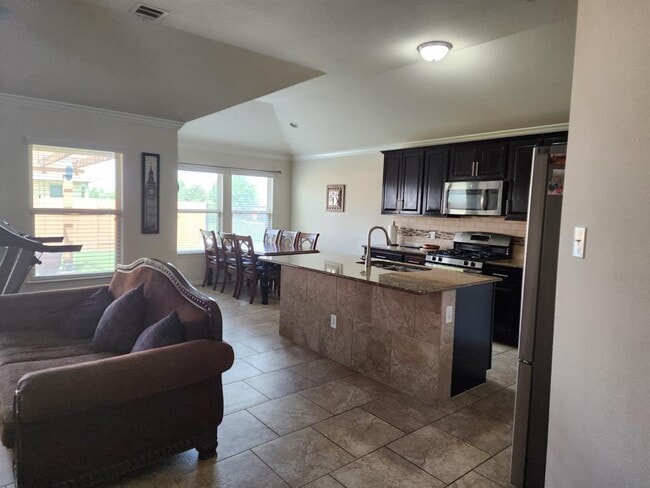 Photo - 300 Briar Park Dr