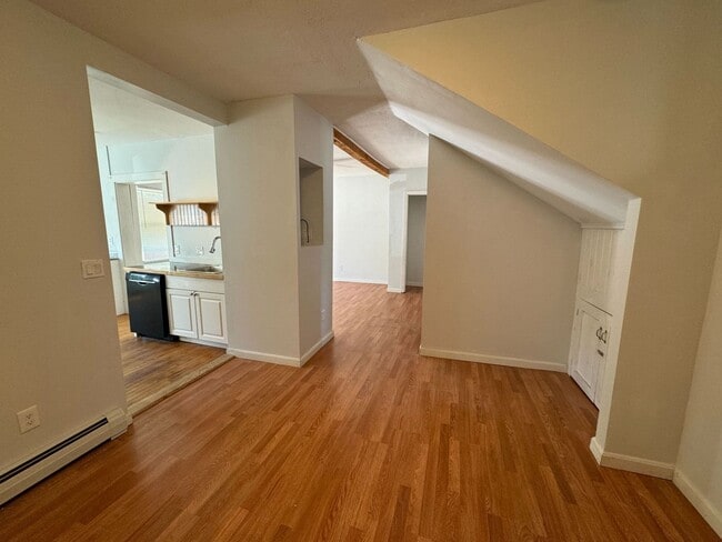 Photo - 134/136/138 North Main Street Unit 136