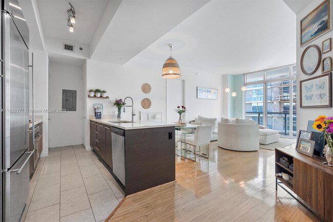 Photo - 55 SE 6th St Condo Unit 4305