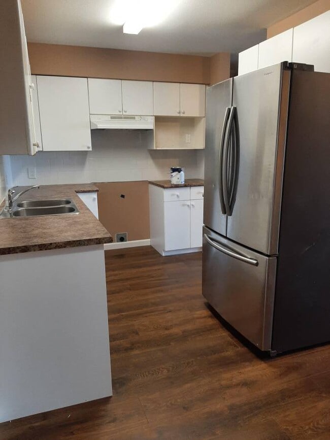 Building Photo - 22351 St Anne Av Unit 203