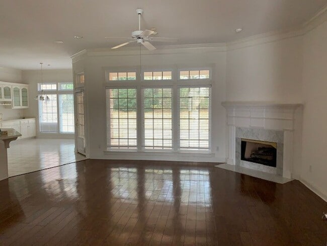 Building Photo - 3281 Benyard Dr