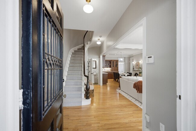 Photo - 149 A Bishop Allen Dr