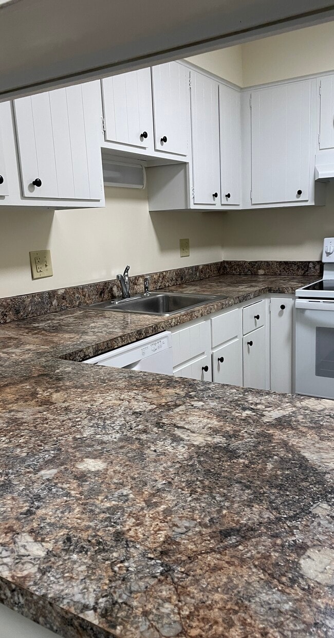 Photo - South Bay Apartments