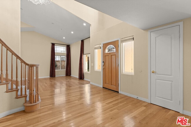 Photo - 5666 Silver Valley Ave