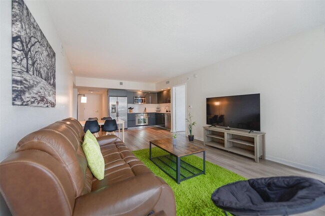 Photo - 31 SE 6th St Unit 1807