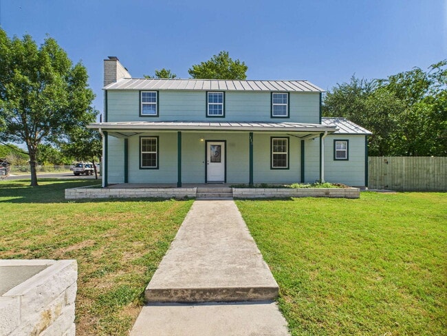Building Photo - Gorgeous 4/3 in Quiet Neighborhood Utiliti... Rental
