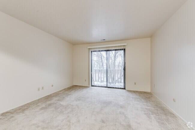 Hickory Village Apartments