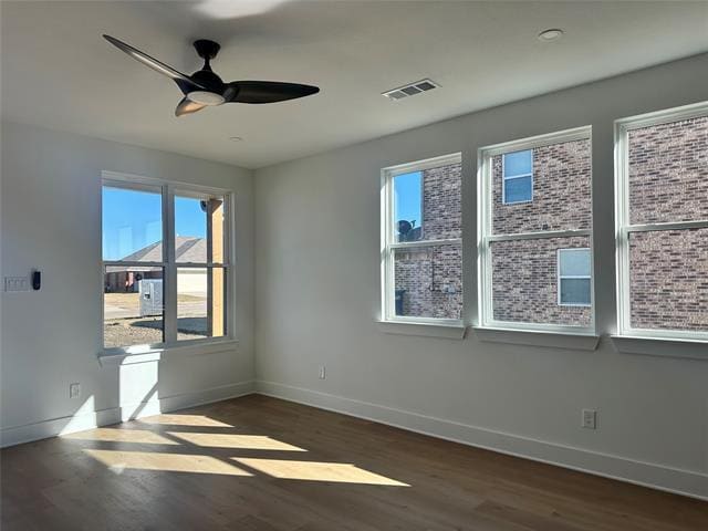 Photo - 523 Harris St