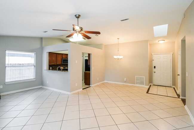 1552 Shearwater Dr