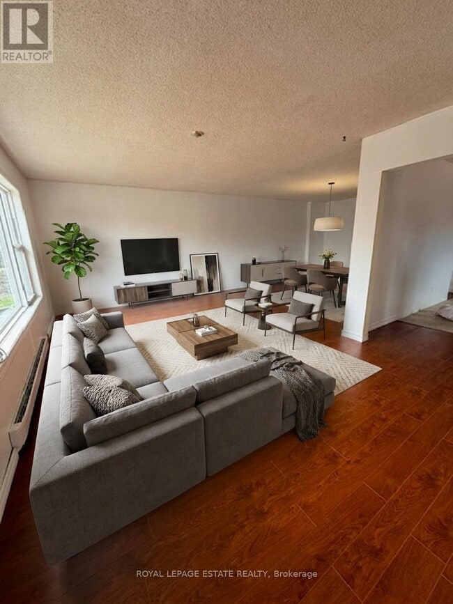 Photo - 212 Byng Ave Unit Upper