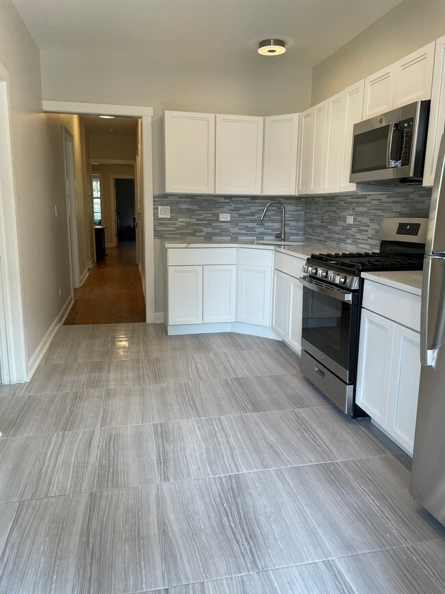 Photo - 714 Foster St Unit 2W