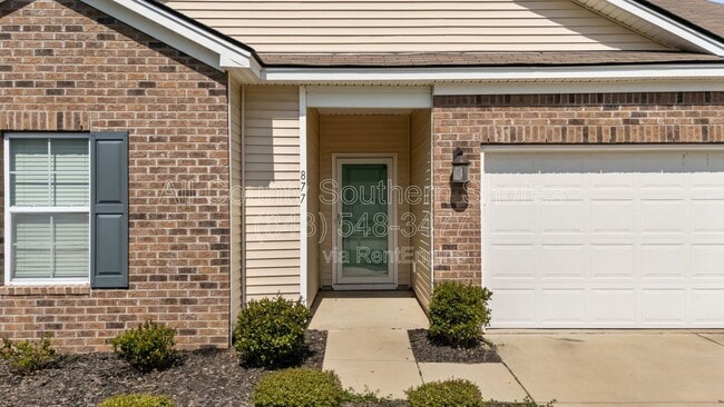 Photo - 877 Devon Estate Ave