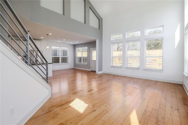 Photo - 5809 Swayden Ln