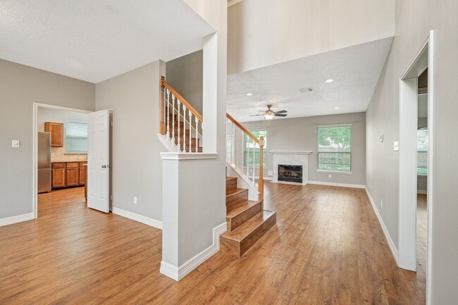 Photo - 209 McVoy Dr