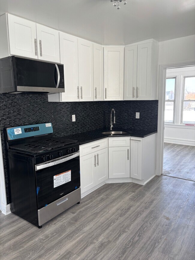 Photo - 126-15 103 Casa