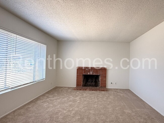 Photo - 7932 Calico St