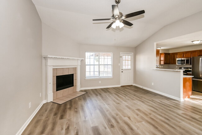 Photo - 190 Pine Ridge Ln