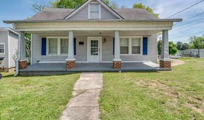 Building Photo - Charming Historic Home in the Heart of Col...