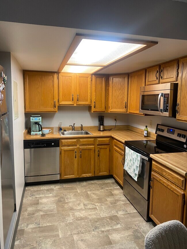 Photo - 2932 Shadow Creek Dr Unit 302