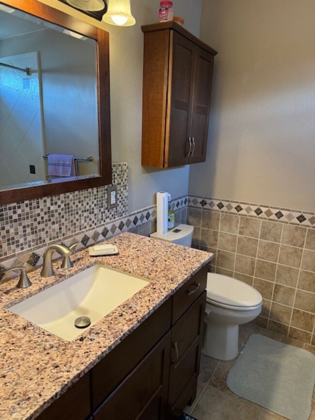 Photo - ALL PROSPECTIVE TENANTS MUST SUBMIT A $58 ...