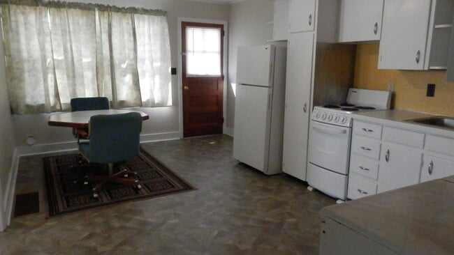 Photo - 403 W Market St Unit 201