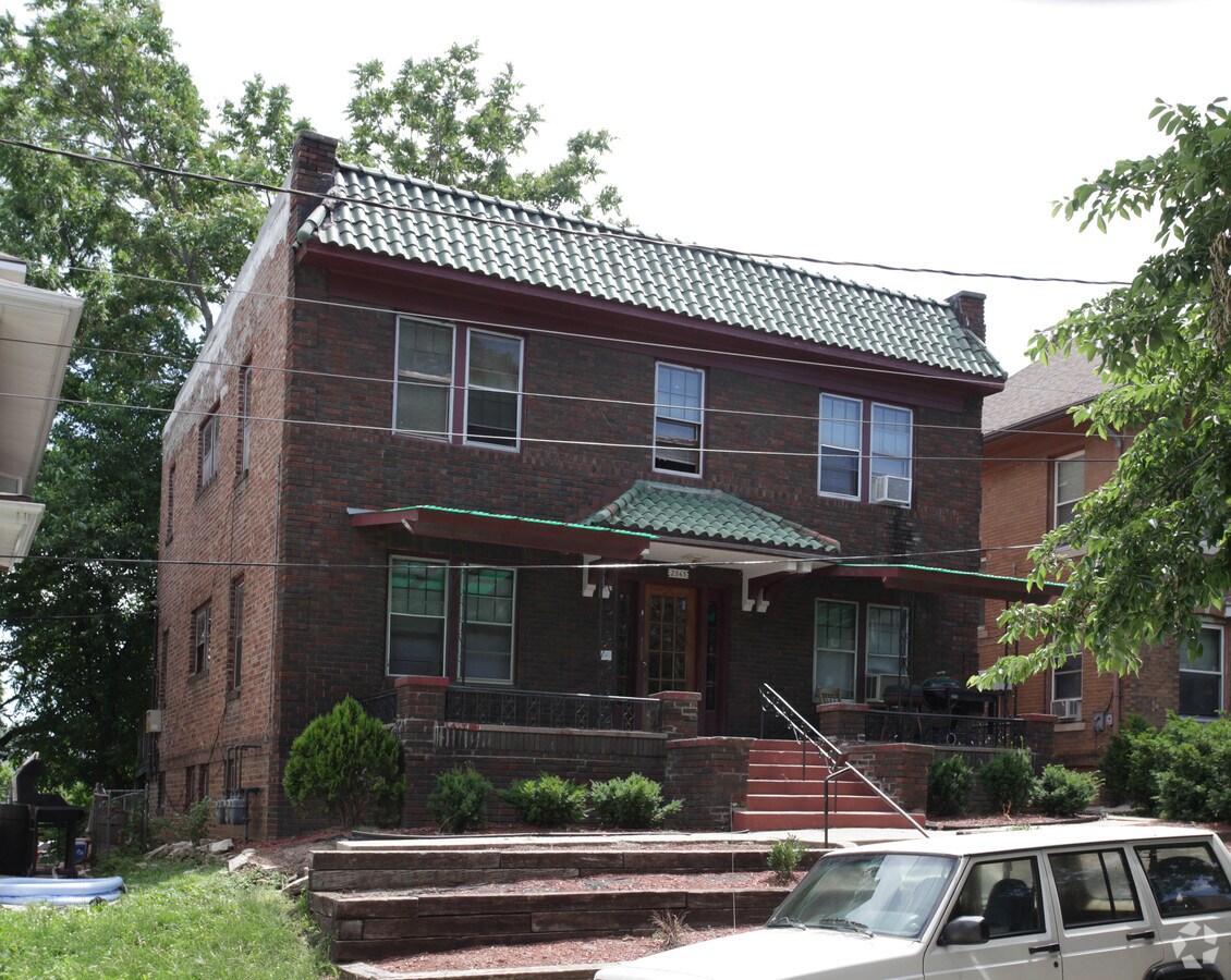 Photo - 2565 Marcy St