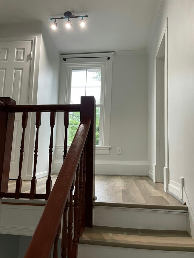 Photo - 201 Union St Unidad Suite 201