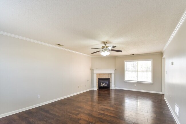 Photo - 2351 Mason Dr