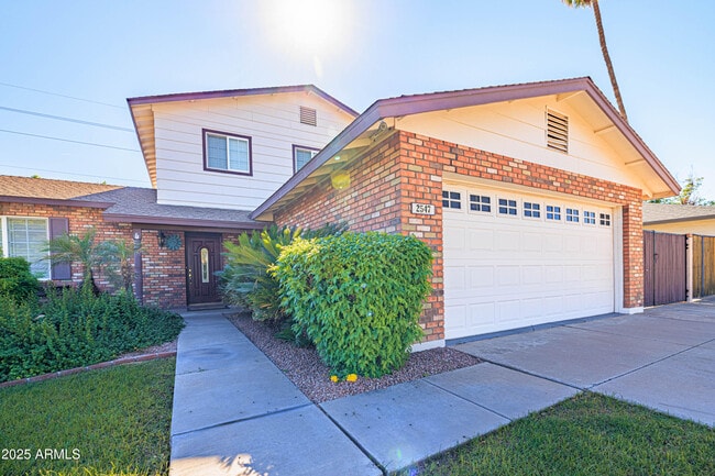 Photo - 2547 W Naranja Ave