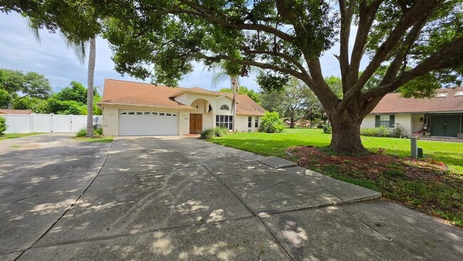 Photo - 10051 Dorset Dr