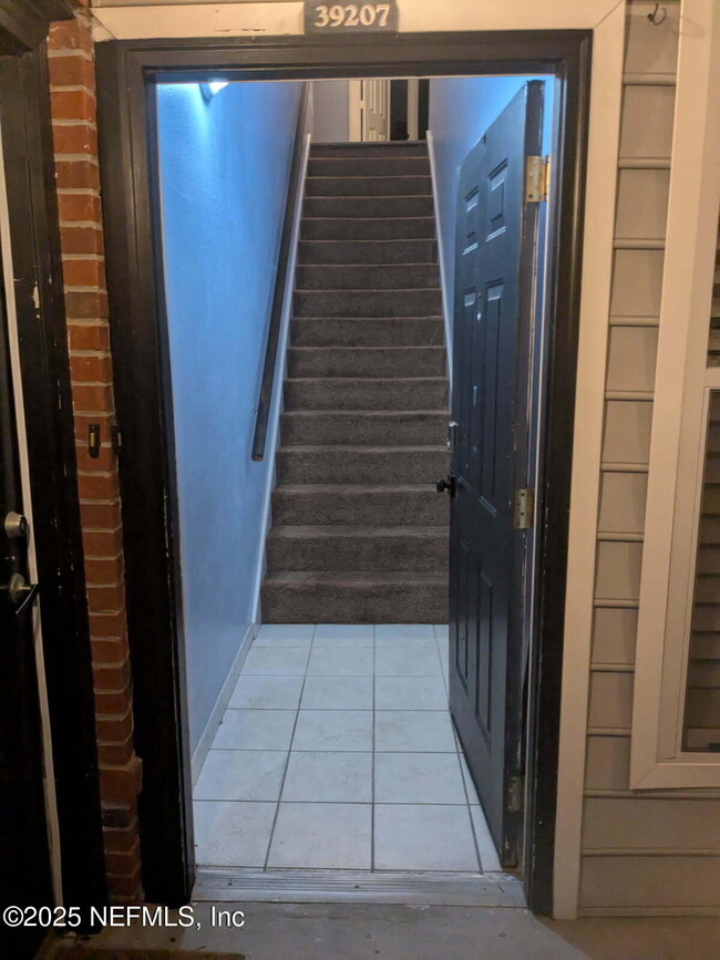 Photo - 39207 Harbour Vista Cir