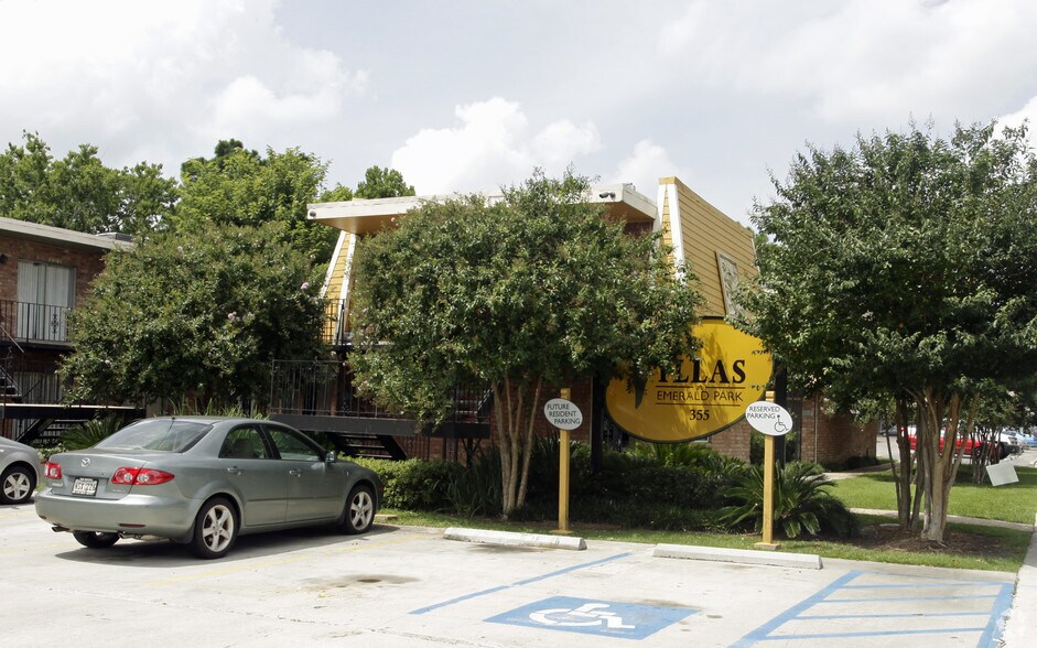 Villas at Emerald Park Apartments For Rent in Gretna, LA