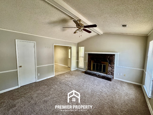 Photo - Move-In Ready 3BR Home in 38141 - Airy Living Spaces & Private Fenced Yard