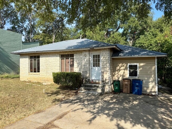 Building Photo - Cherrywood 3 Bedroom! Rental